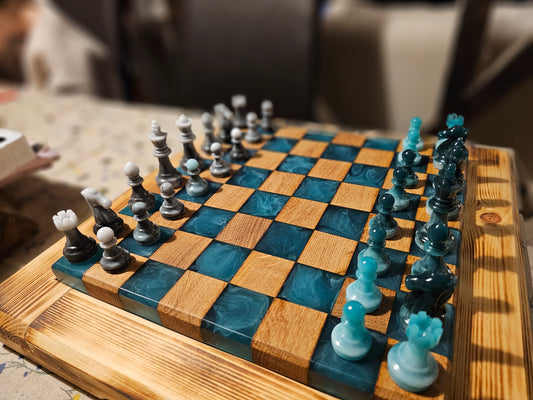 Resin and Wood Chess board